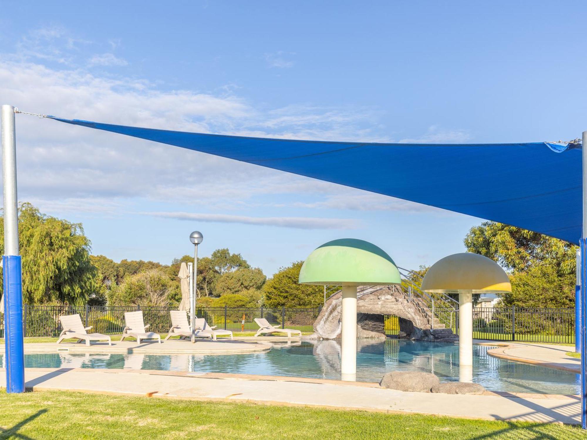 Nrma Warrnambool Riverside Holiday Park Екстериор снимка