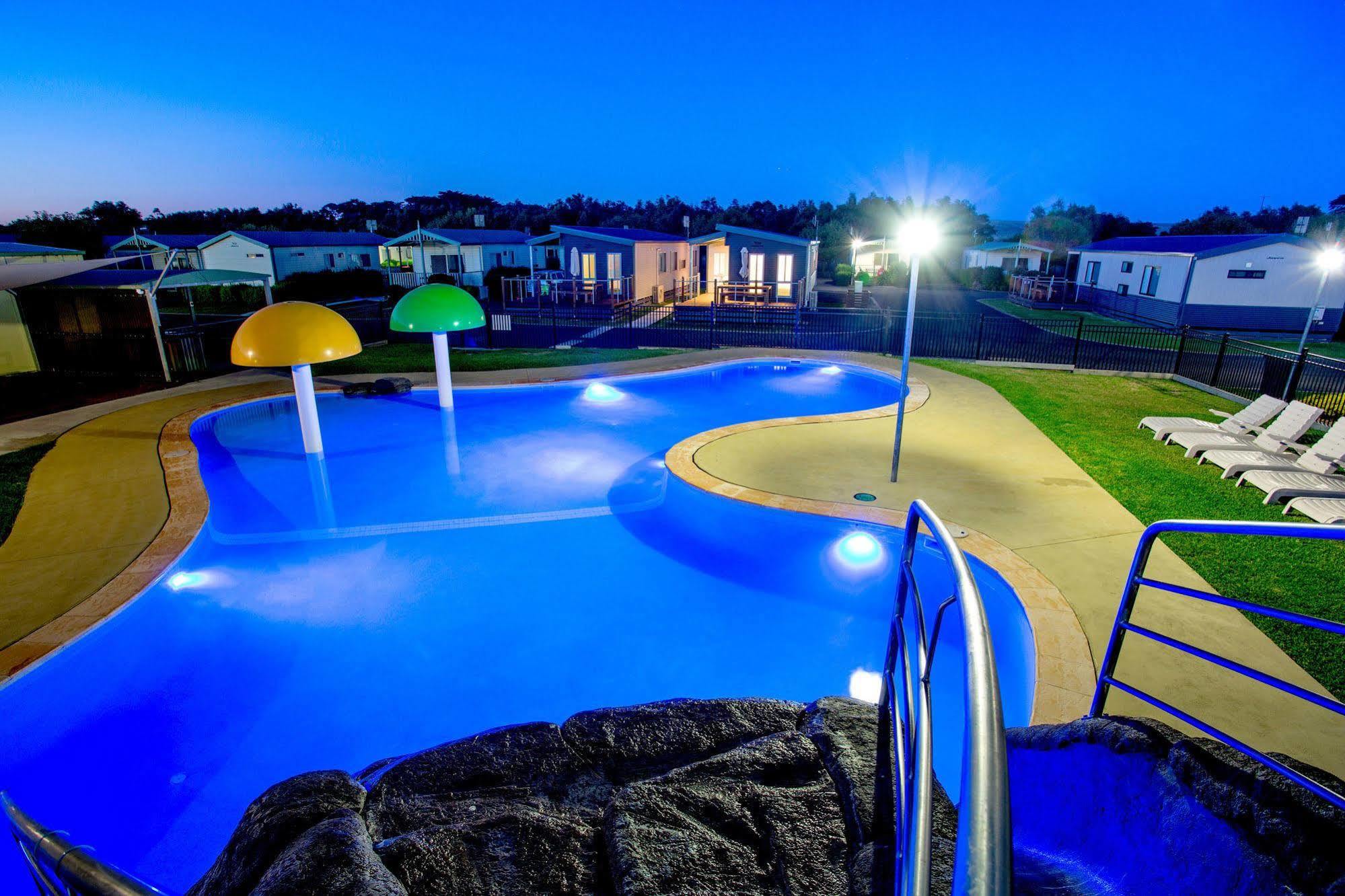 Nrma Warrnambool Riverside Holiday Park Екстериор снимка